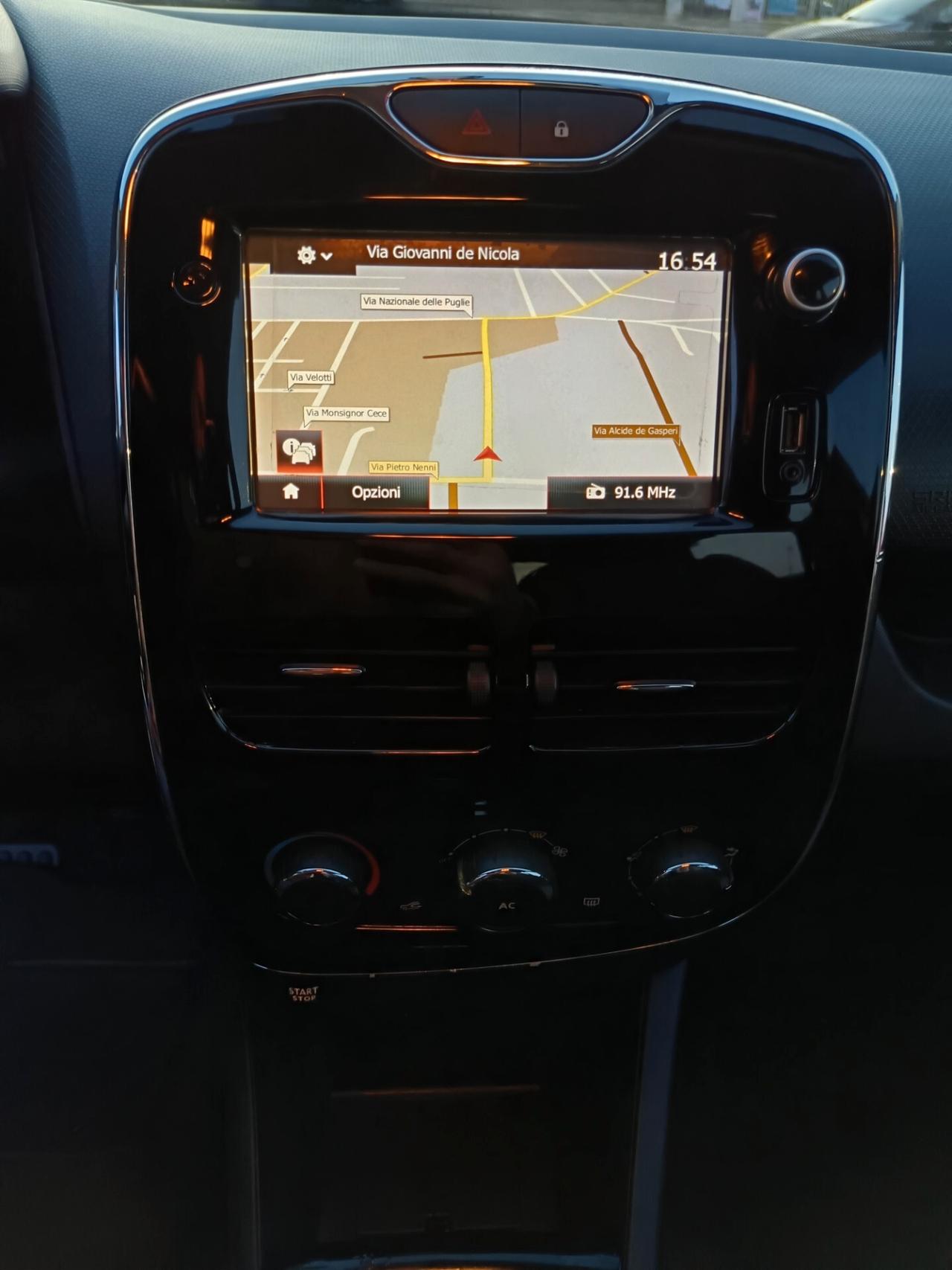 Renault Clio 0.9 TCe 12V 90CV Start&Stop 5 porte Energy