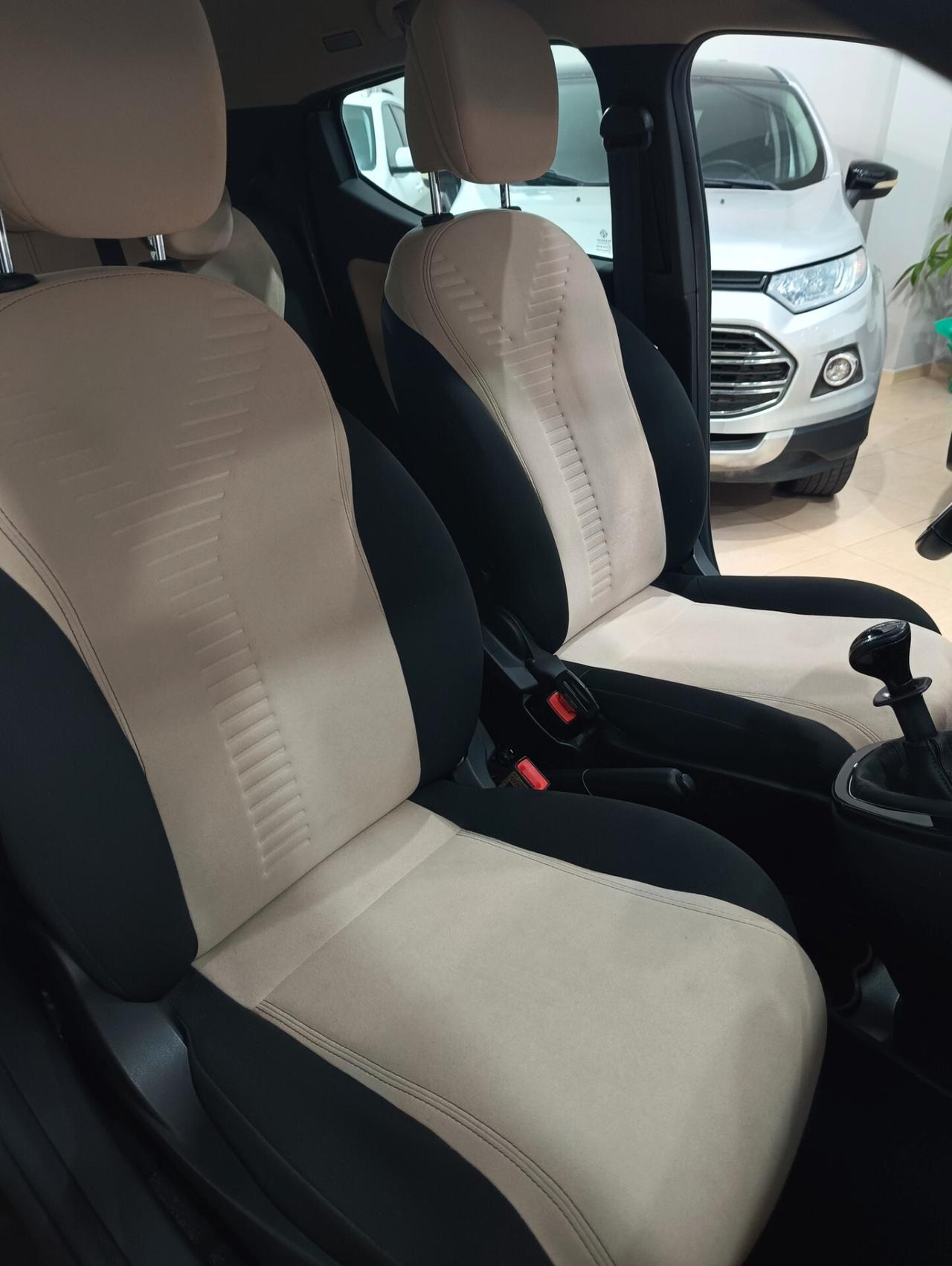 Lancia Ypsilon 1.2 69 CV 5 porte Gold