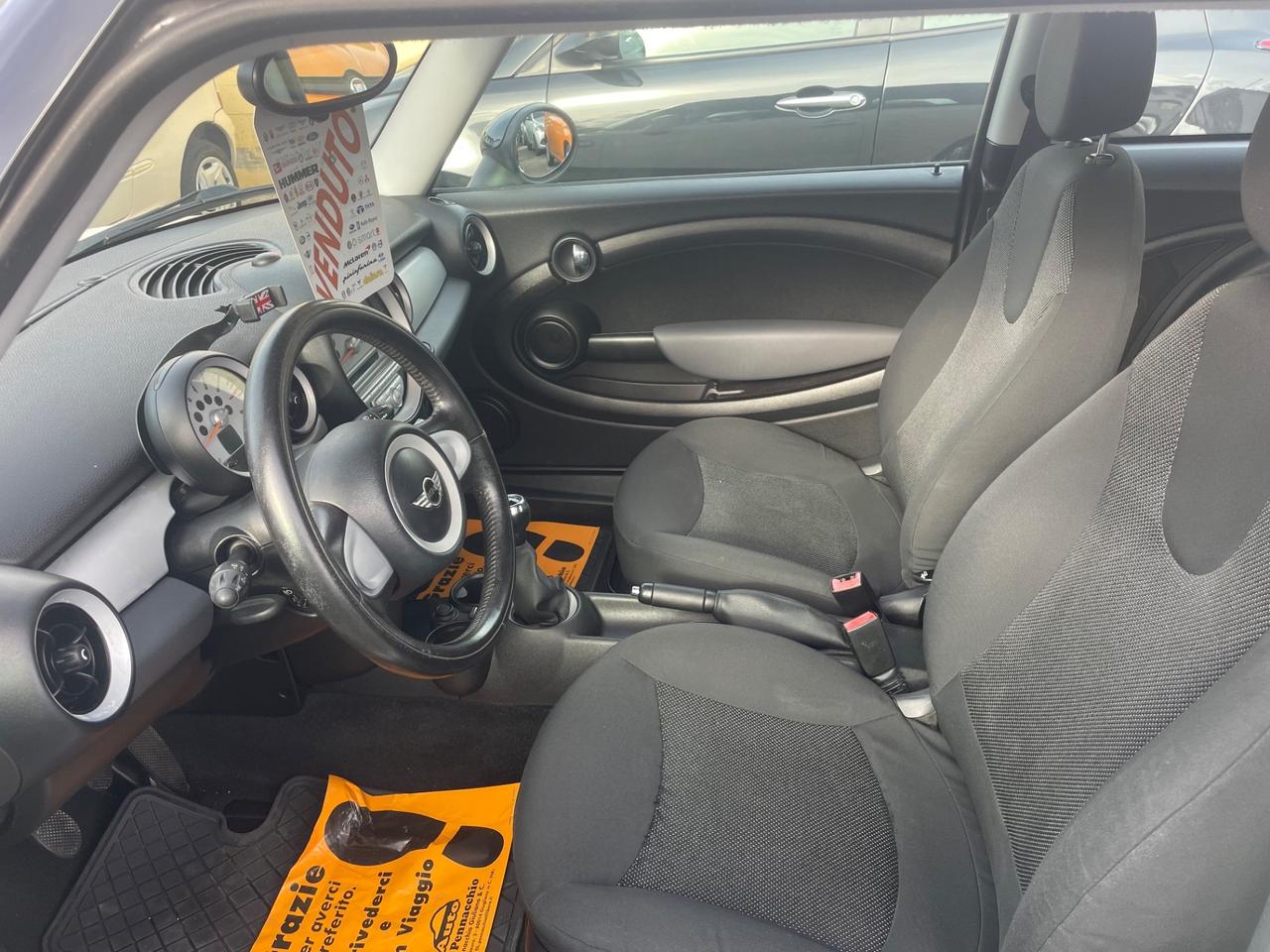 MINI COOPER 1.4 GPL 75 (CV) 2010