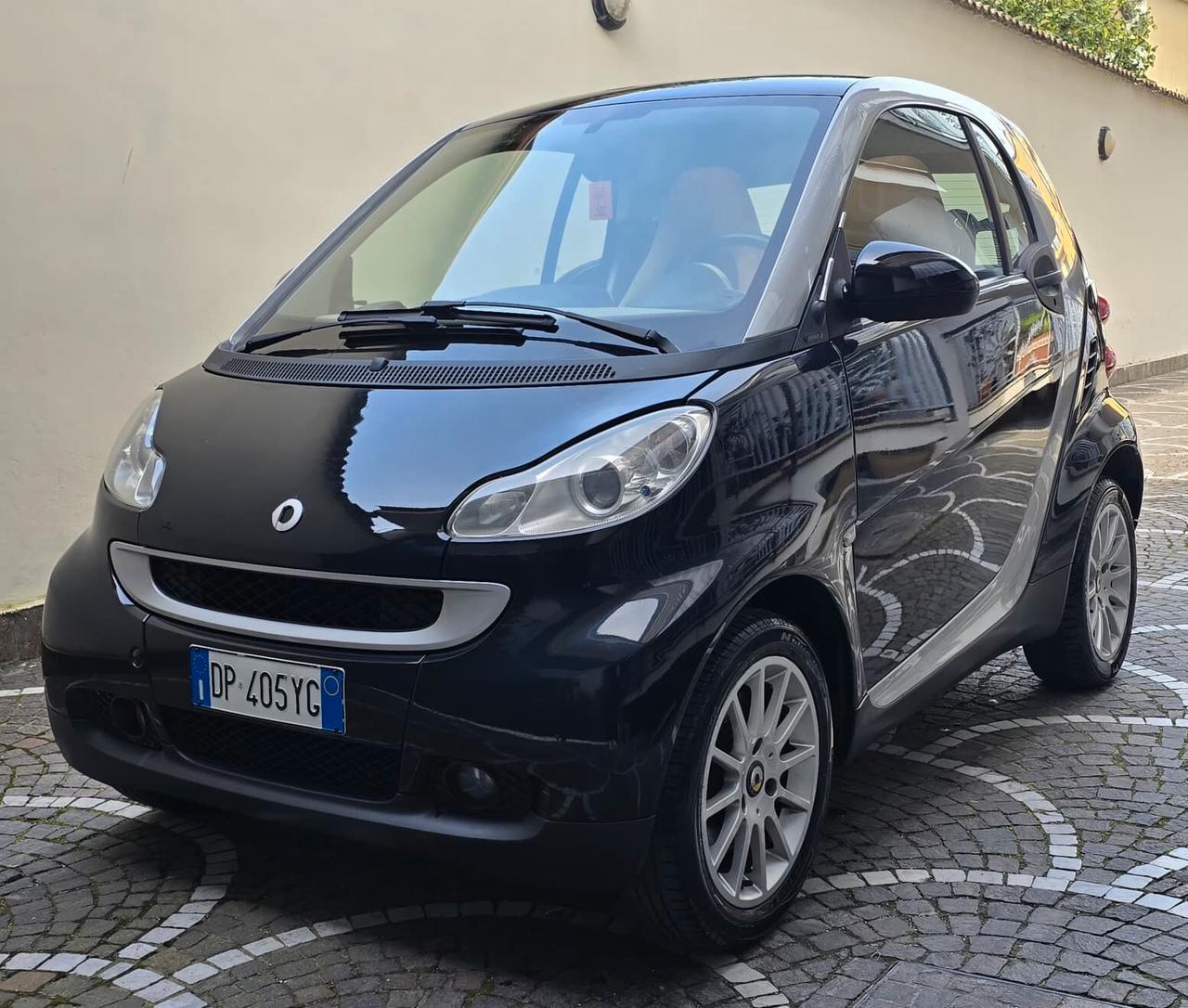 Smart ForTwo 1000 62 kW coupé passion