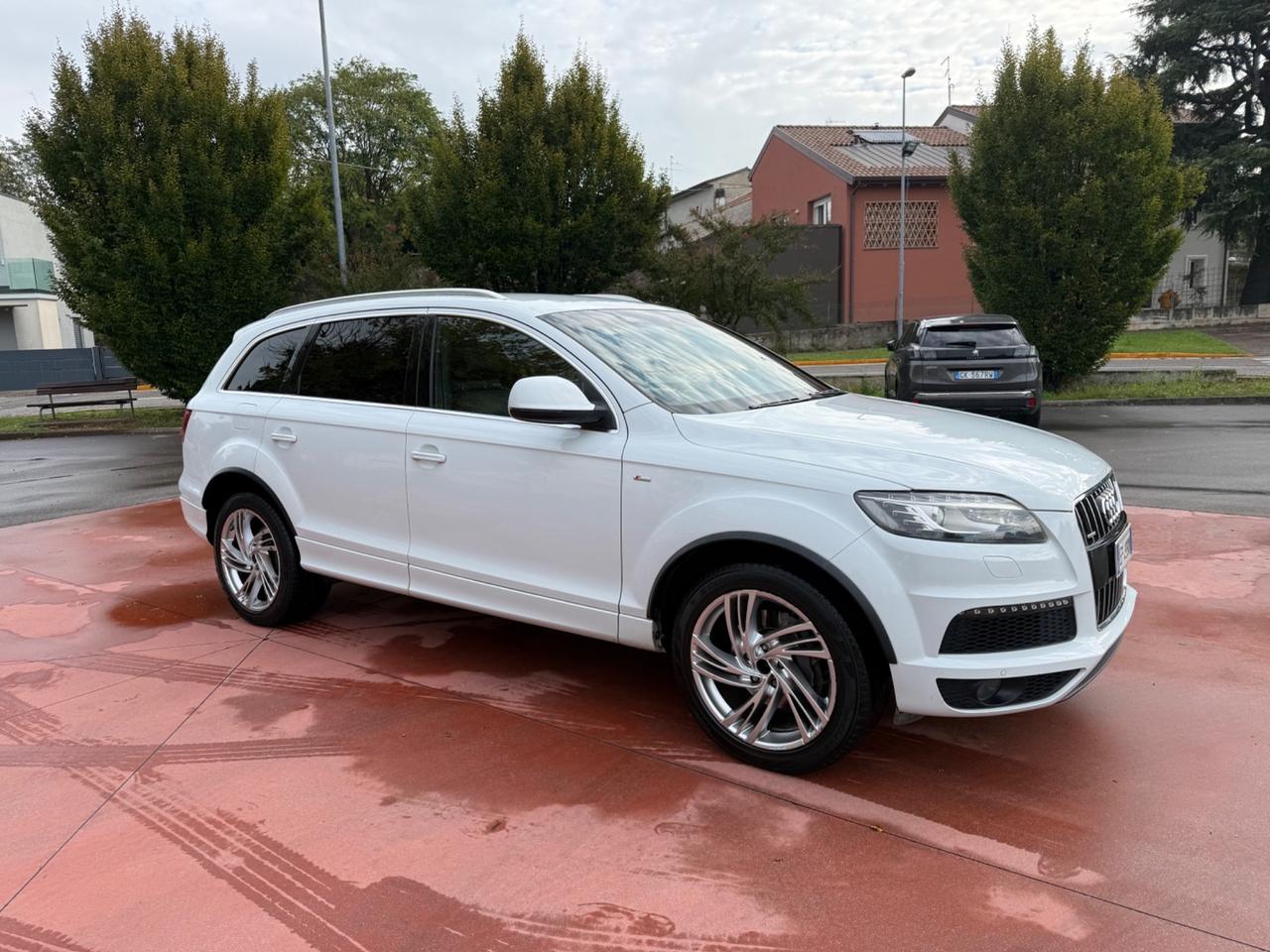 Audi Q7 3.0 V6 TDI quattro tiptronic edition