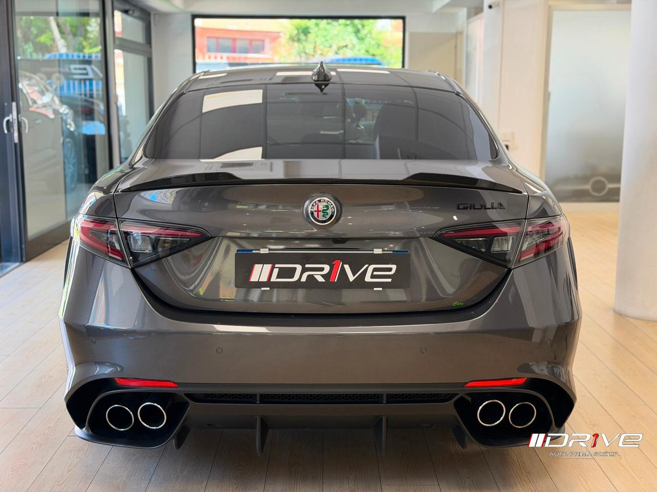 ALFA ROMEO Giulia (2016) Giulia 2.9 V6 Bi-Turbo...