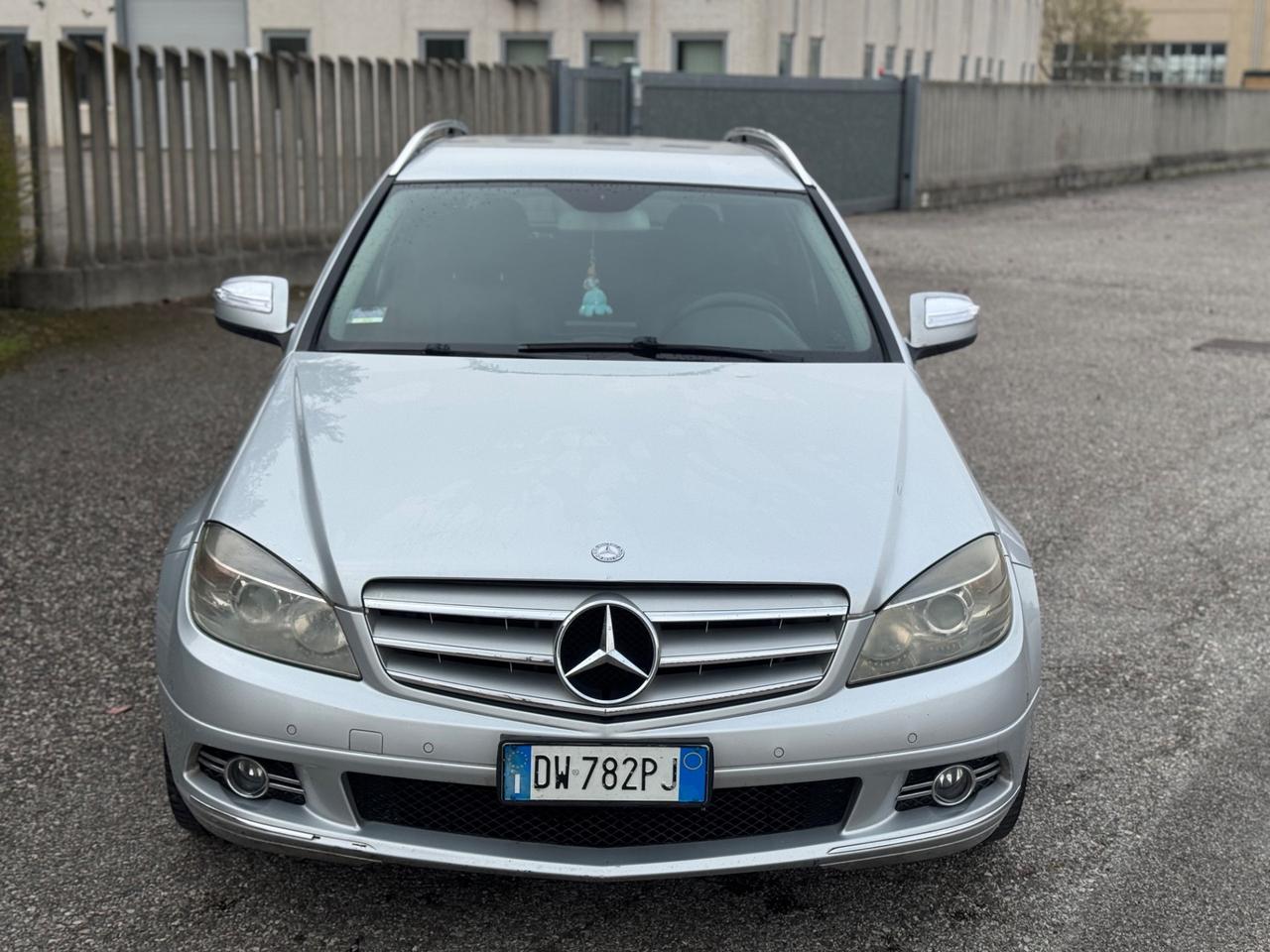 Mercedes C 220 CDI S.W. Avantg. PRB. MOTORE