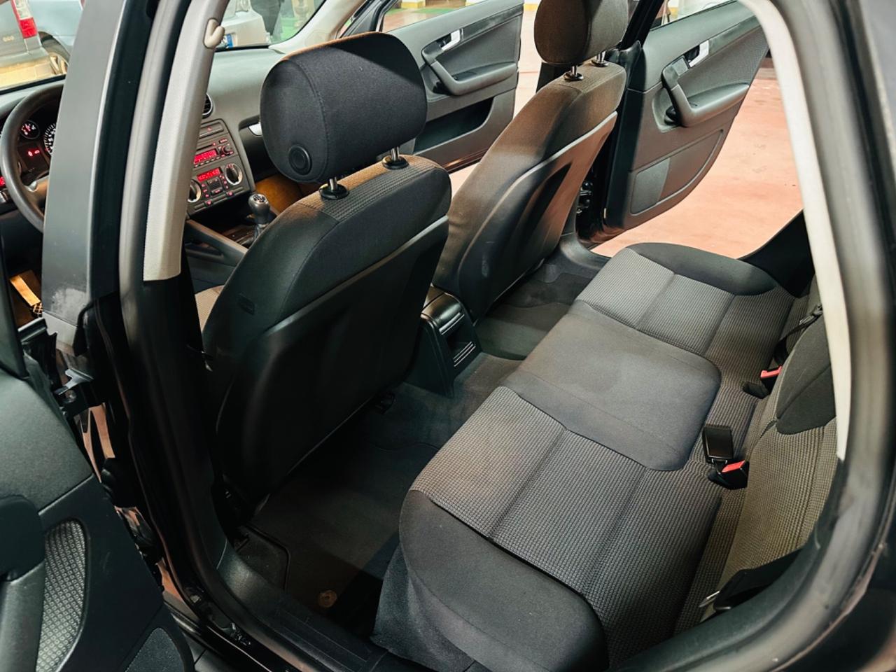 Audi A3 1.9 TDI 105CV SportBack