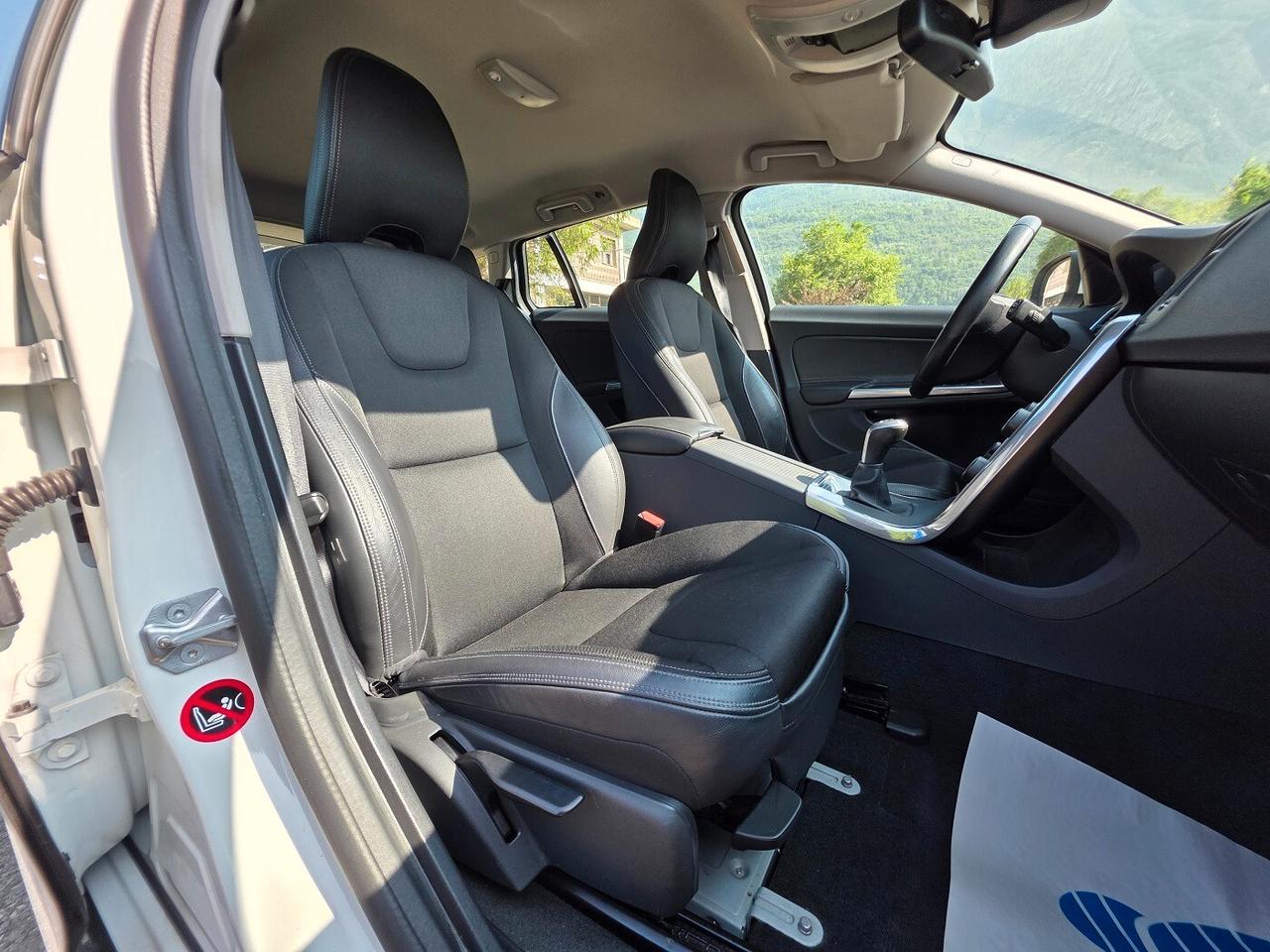 Volvo V60 D2 NEOPATENTATI