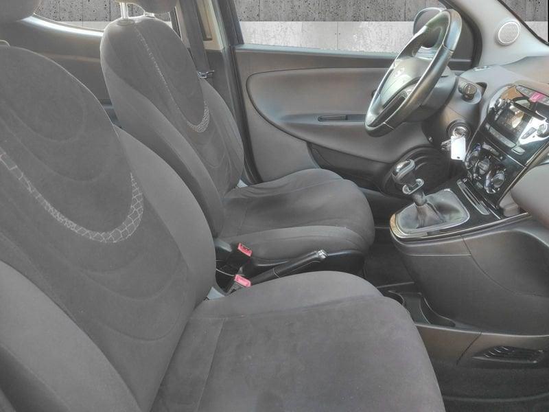 Lancia Ypsilon 1.2 8v Silver s&s 69cv