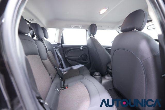 MINI Cooper 1.5 COOPER BOOST 5 PORTE AUTOMATICA
