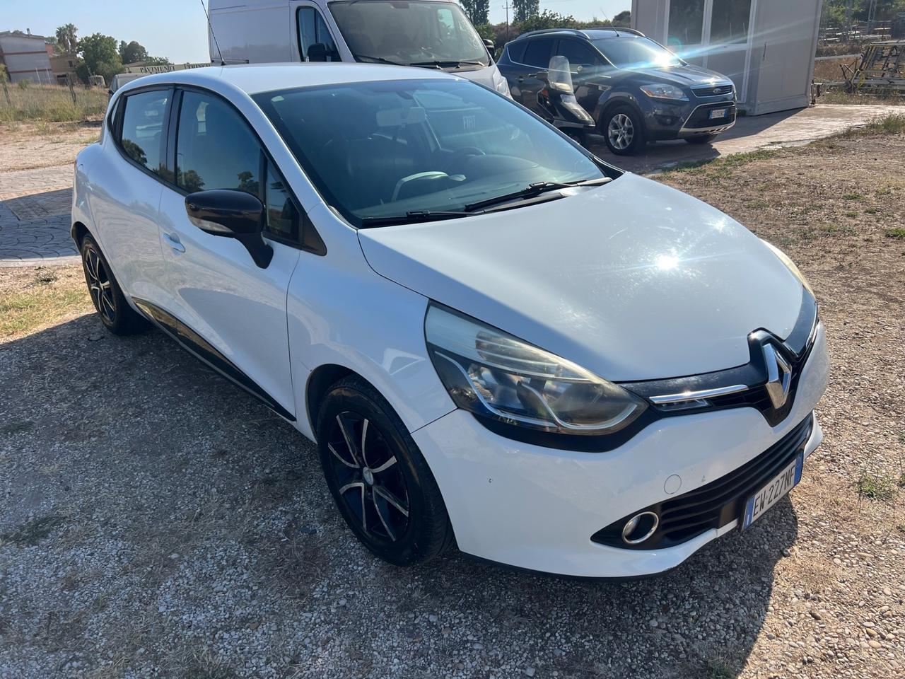 Renault Clio 1.2 75CV 5 porte Wave