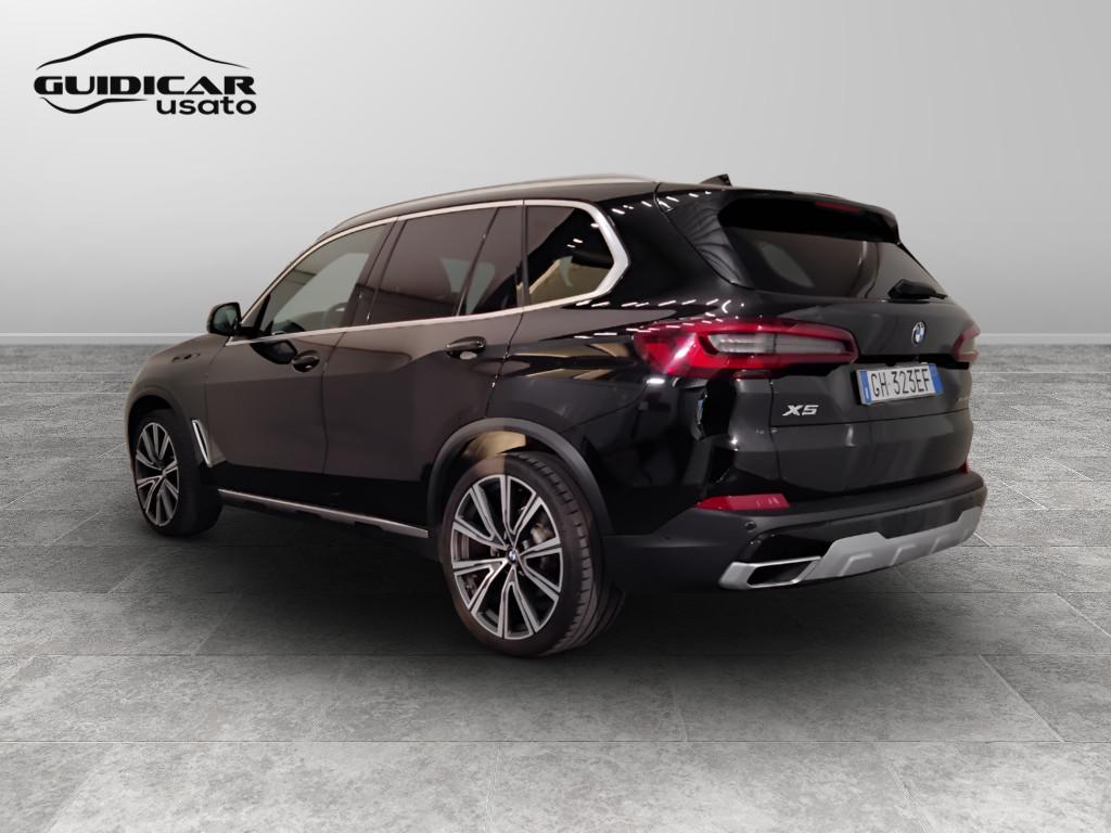 BMW X5 G05 2018 - X5 xdrive25d xLine auto