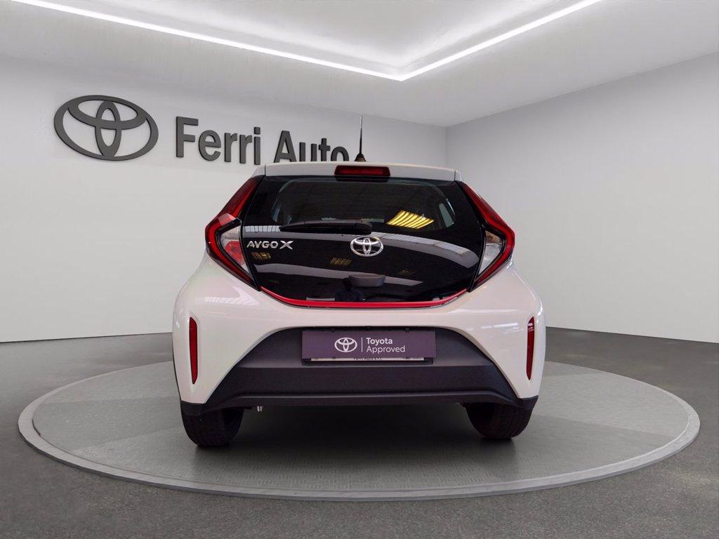 TOYOTA Aygo x 1.0 active 72cv del 2022