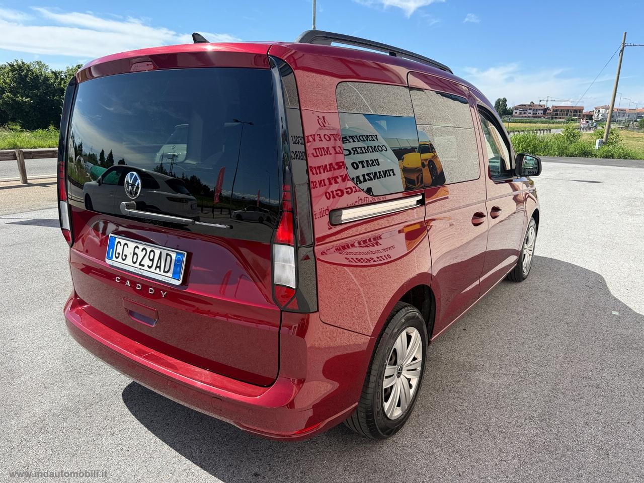 VOLKSWAGEN Caddy 2.0 TDI 102CV Space 5 POSTI AUTOVETTURA