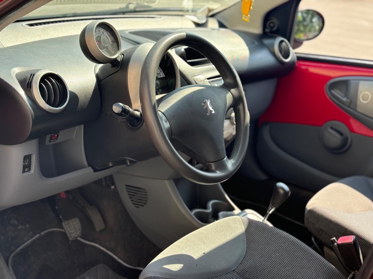 PEUGEOT 107 1.0 BENZINA 5 PORTE AUTOMATICA