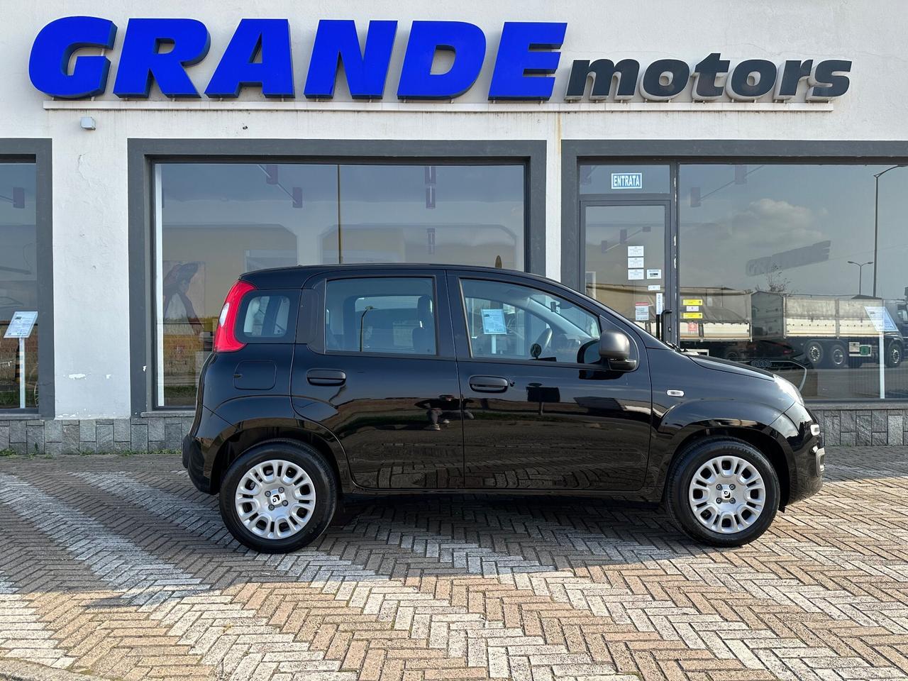 Fiat Panda 1.0 FireFly S&S Hybrid KM ZERO