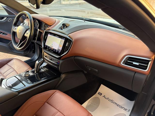 MASERATI Ghibli V6 430 CV AWD Modena S Q4
