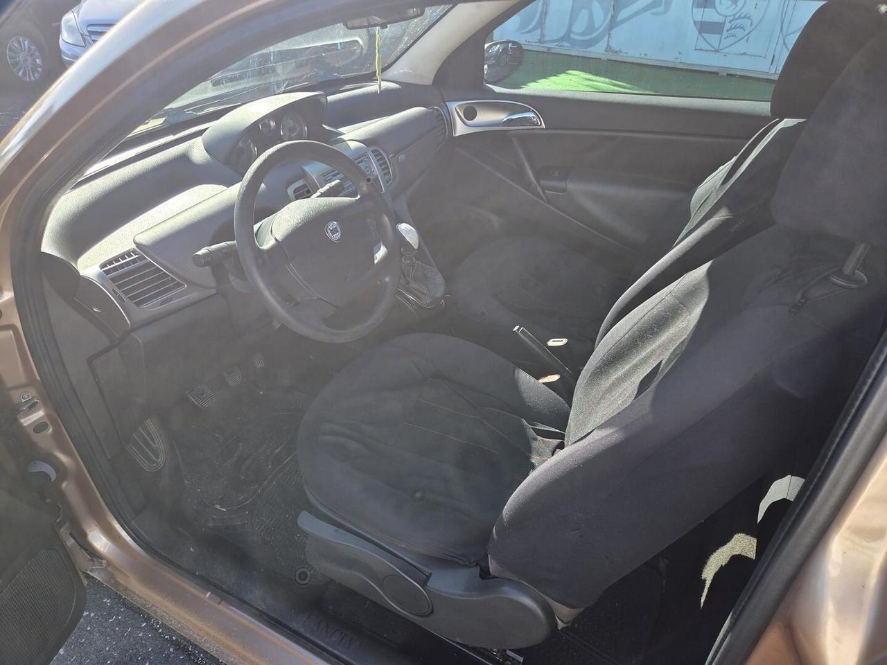 LANCIA YPSILON 1.2BENZINA 60CV 44KW OKNEOPATE-2007