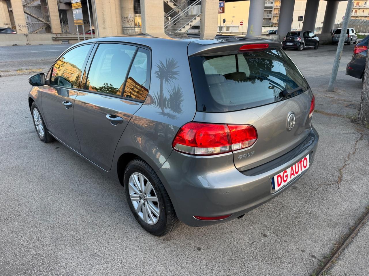 Volkswagen Golf 1.6 TDI 105 cv 2012