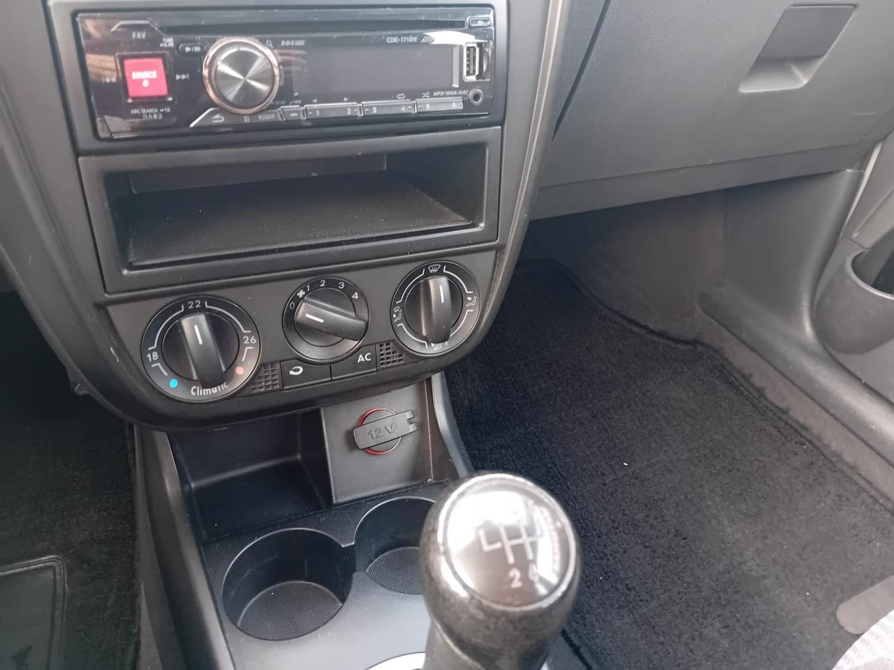 Volkswagen Fox 1.4 75 CV E4