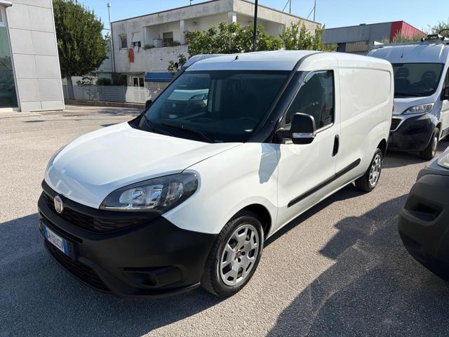 FIAT DOBLO' 1.6 MJT MAXI 105 CV 3 posti LOUNGE