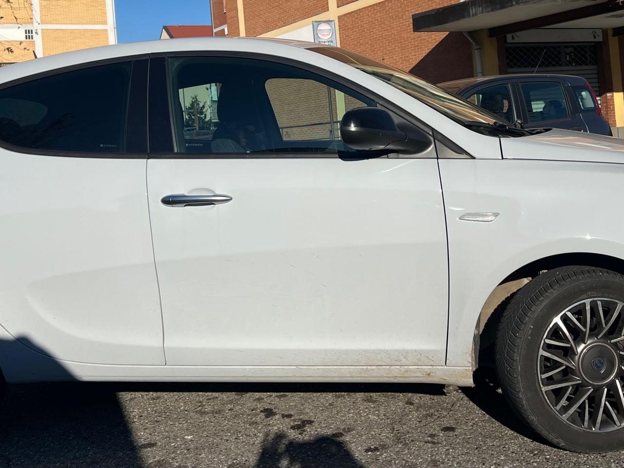 Lancia Ypsilon Silver 1.2 LPG #8176