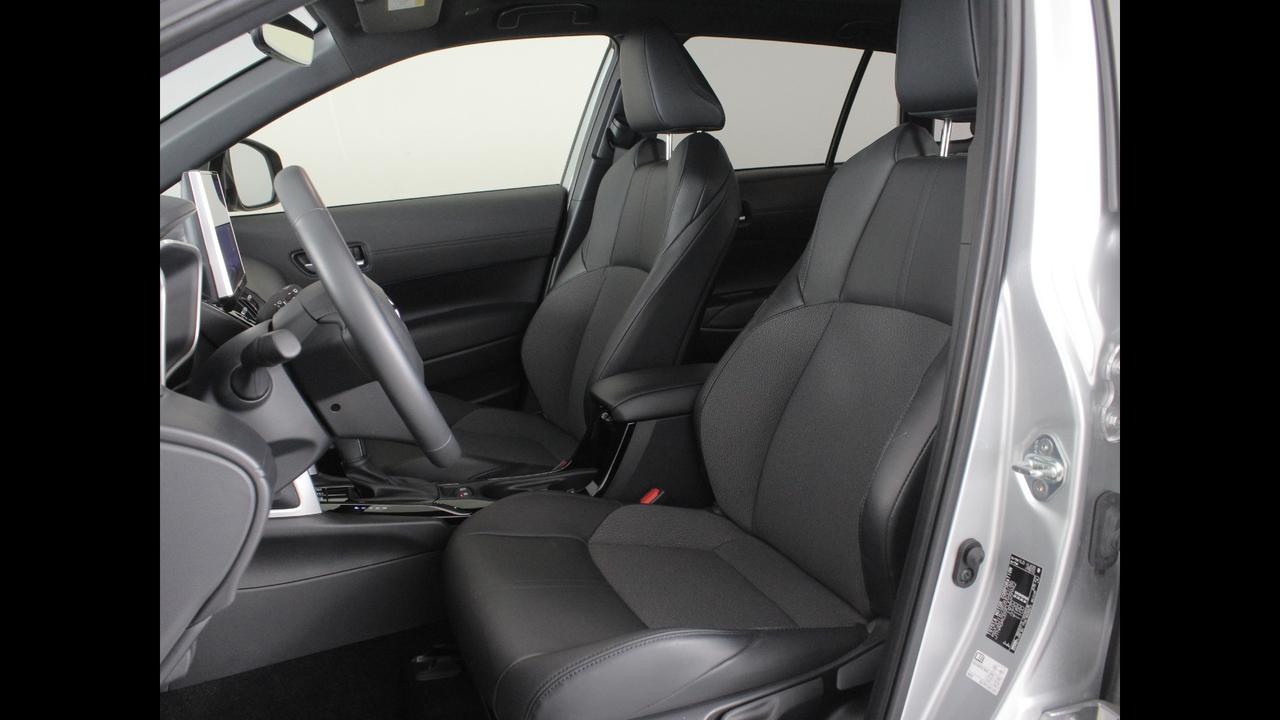 TOYOTA Corolla Cross - Corolla Cross 2.0h Lounge fwd 197cv e-cvt