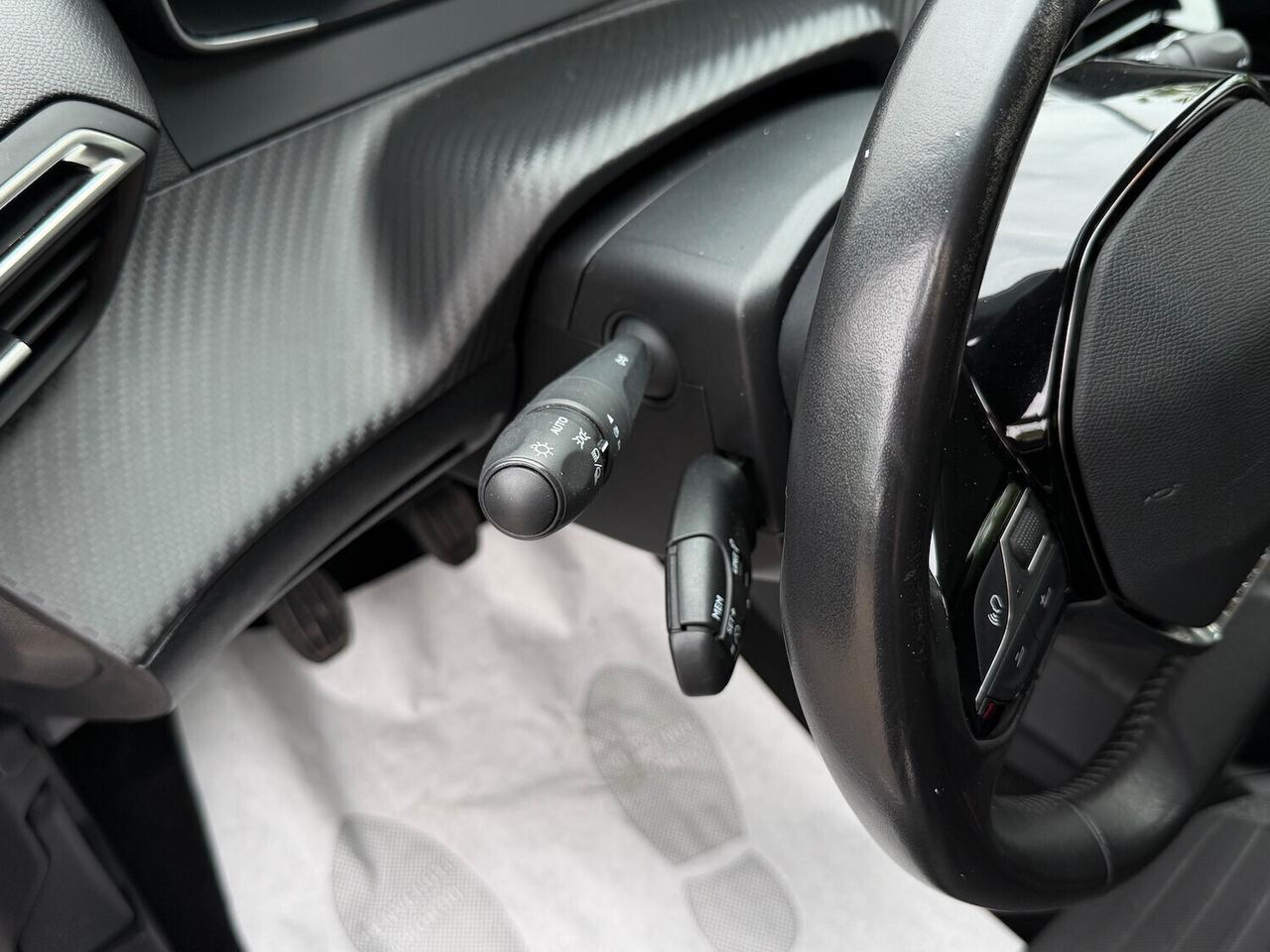 Peugeot 208 BlueHDi 100 Stop&Start 5 porte Active