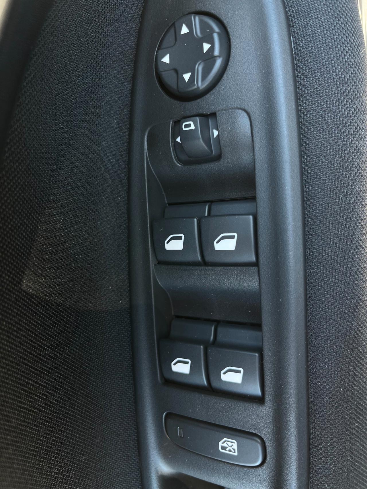 Fiat 600 Hybrid 110 CV DCT MHEV Automatic KM0