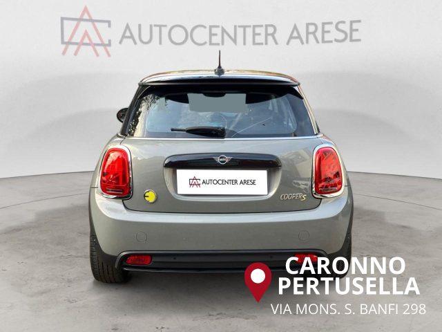 MINI Cooper SE Essential