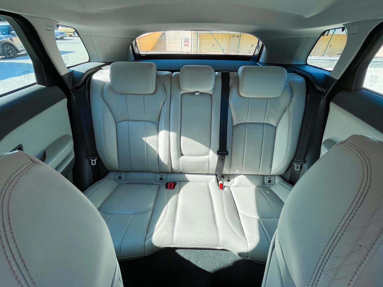 Land Rover Range Evoque 2.0 TD4 150 CV 5p. Pure