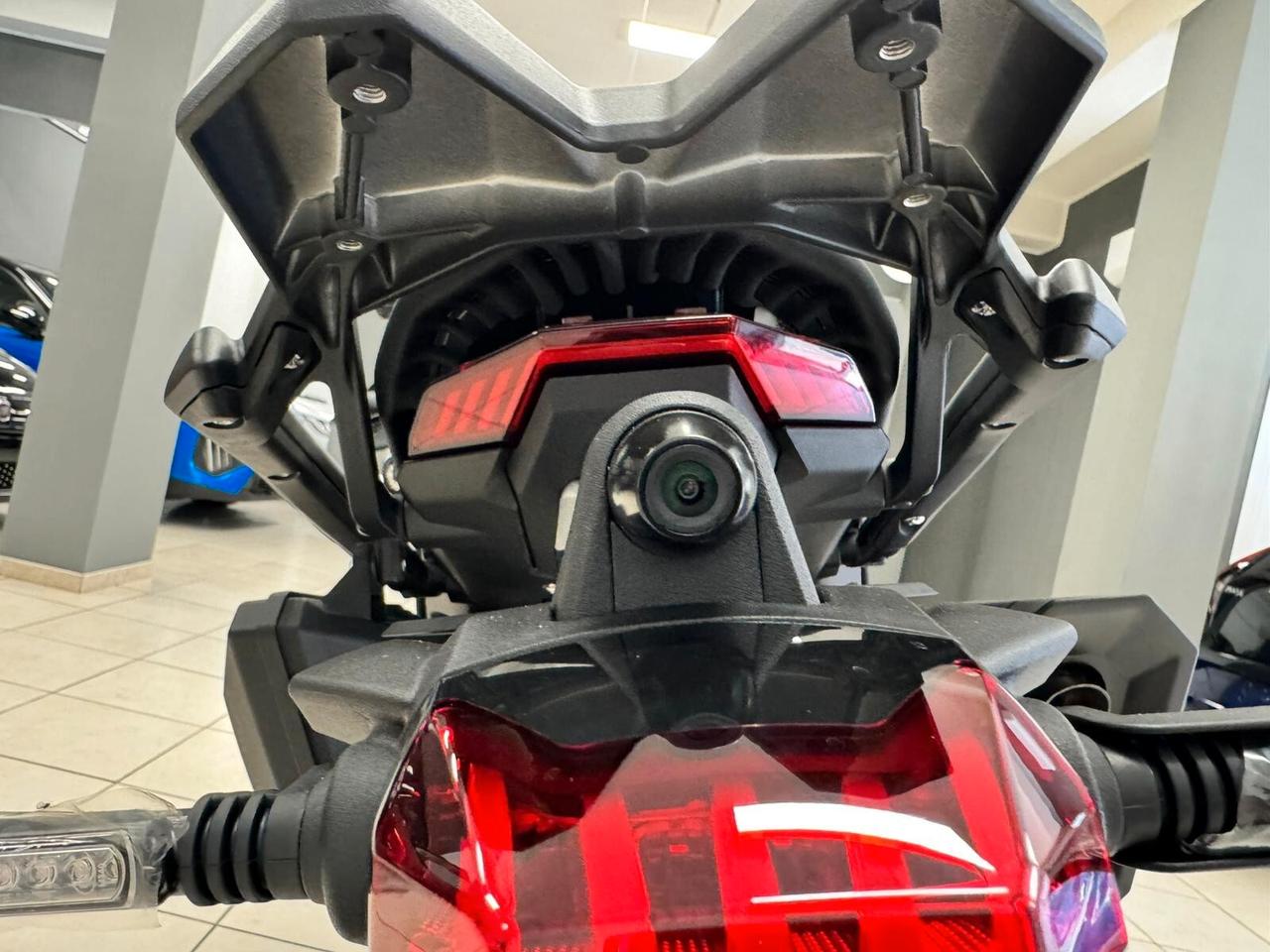 Zontes ZT 703 F da 80 al mese