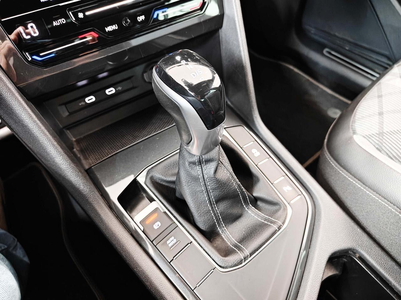 Volkswagen Tiguan 2.0 TDI 150 CV SCR DSG R-Line