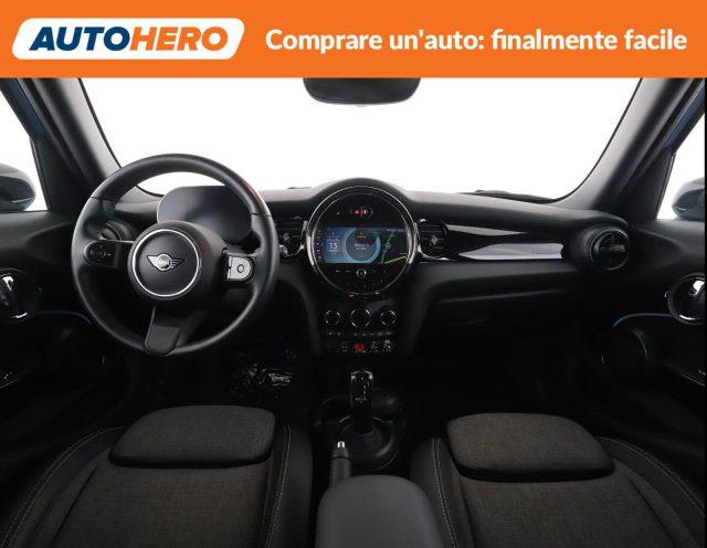 MINI Cooper 1.5 Cooper Essential 5 porte