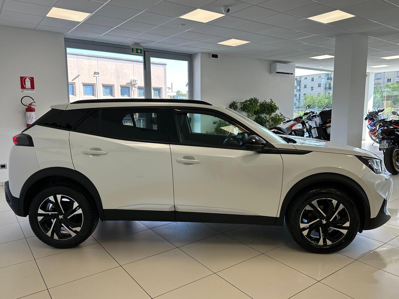 Peugeot 2008 PureTech 130 S&S Allure Pack - 2022