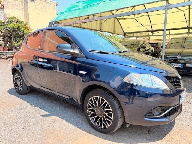 Lancia Ypsilon 1.2 69 CV 5 porte GPL Ecochic Gold