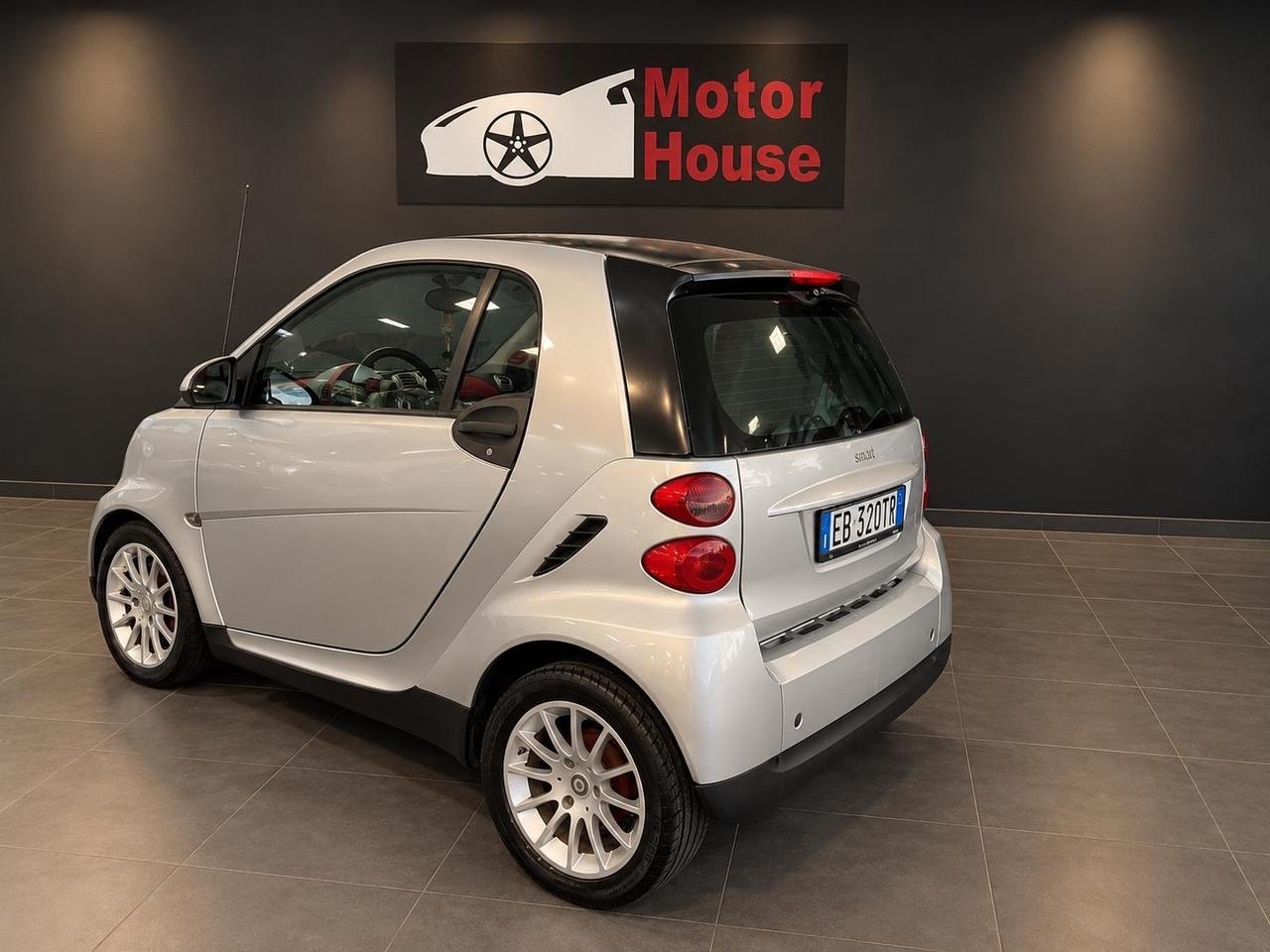 Smart ForTwo 1000 52 kW MHD coupé passion