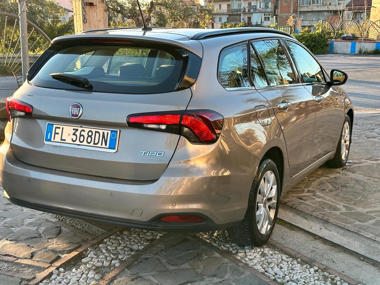 Fiat Tipo 1.6 Mjt S&S SW Lounge