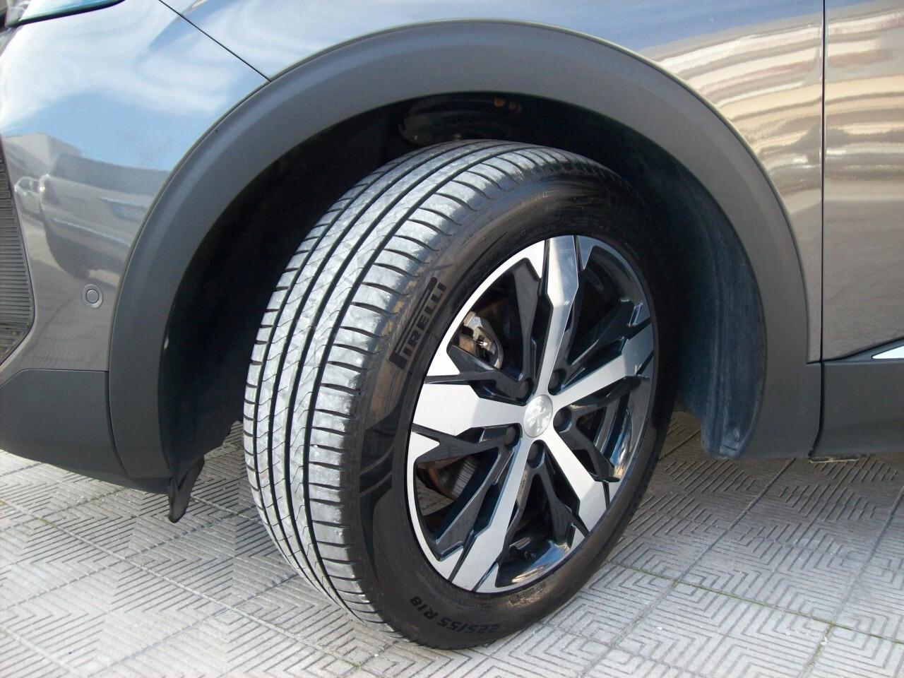 Peugeot 3008 1.5 BlueHDi 130CV S&S EAT8 Allure Pack