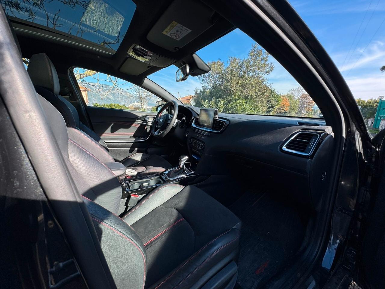 Kia ProCeed 1.6 T-GDI DCT GT