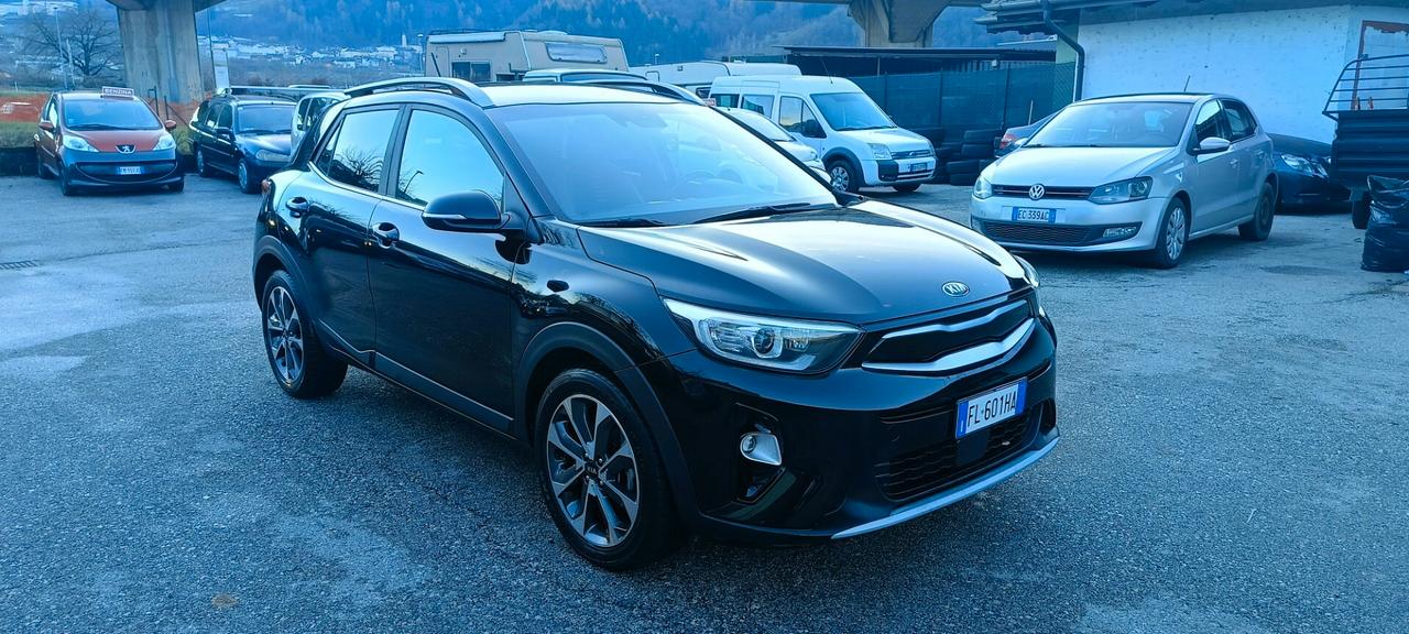 Kia Stonic 1.6 diesel sub/coupé