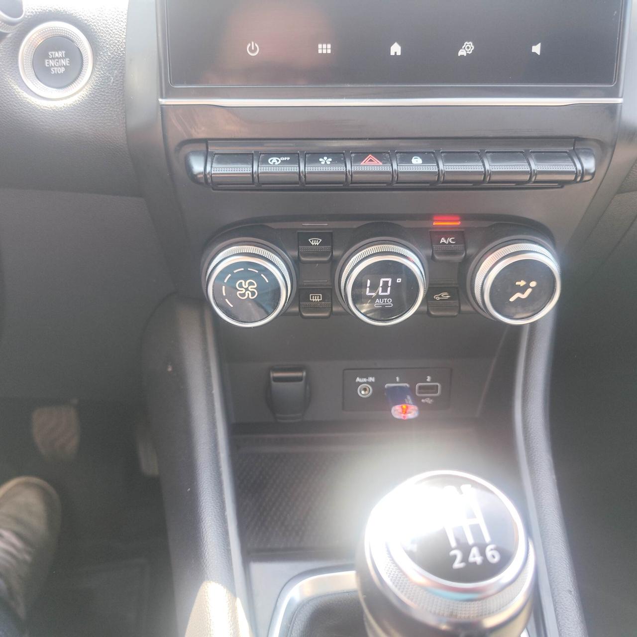 Renault Captur Mild Hybrid 140 CV Intens