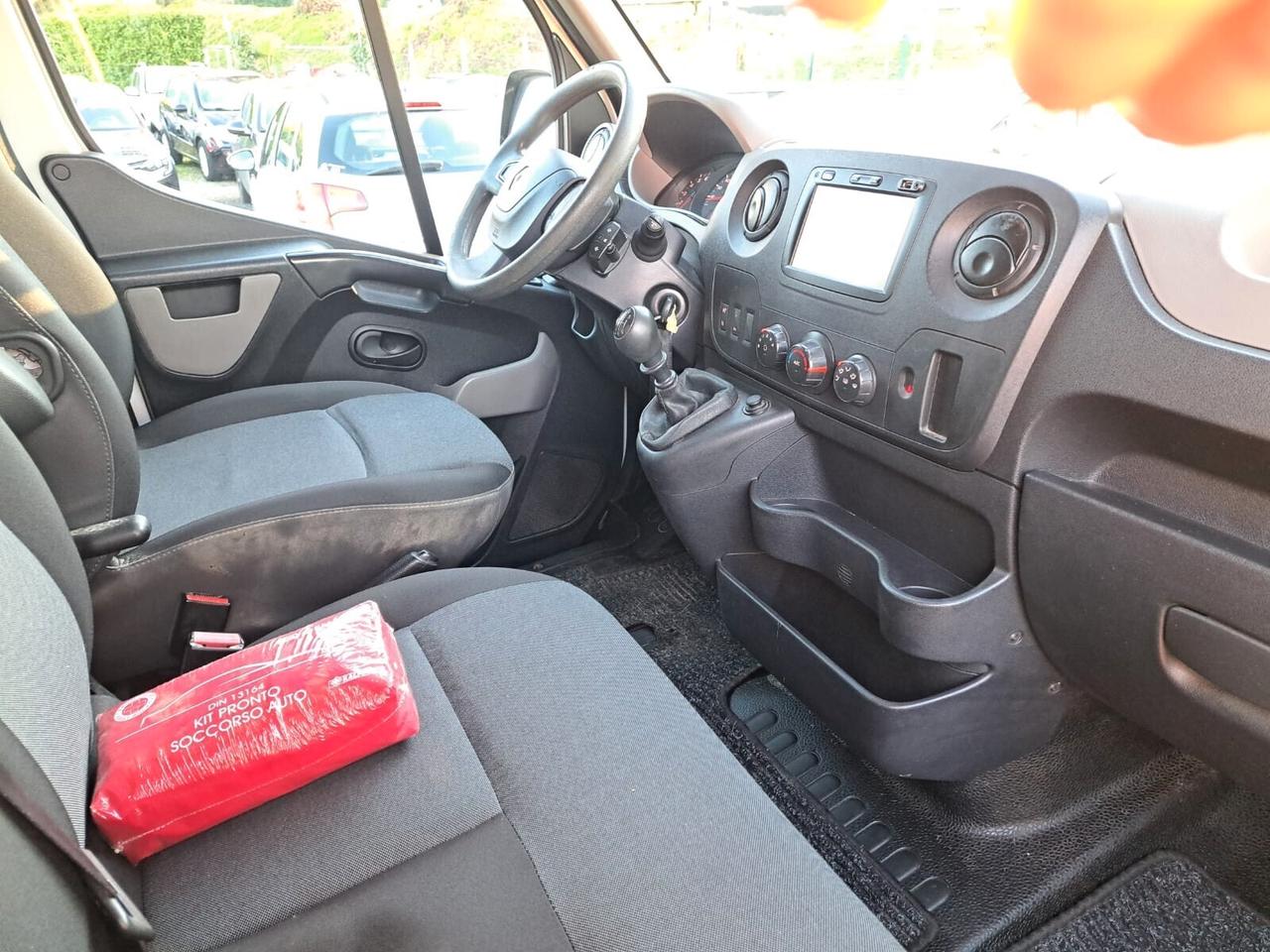 Renault Master T35 2.3 L2H2 ISOTERMICO