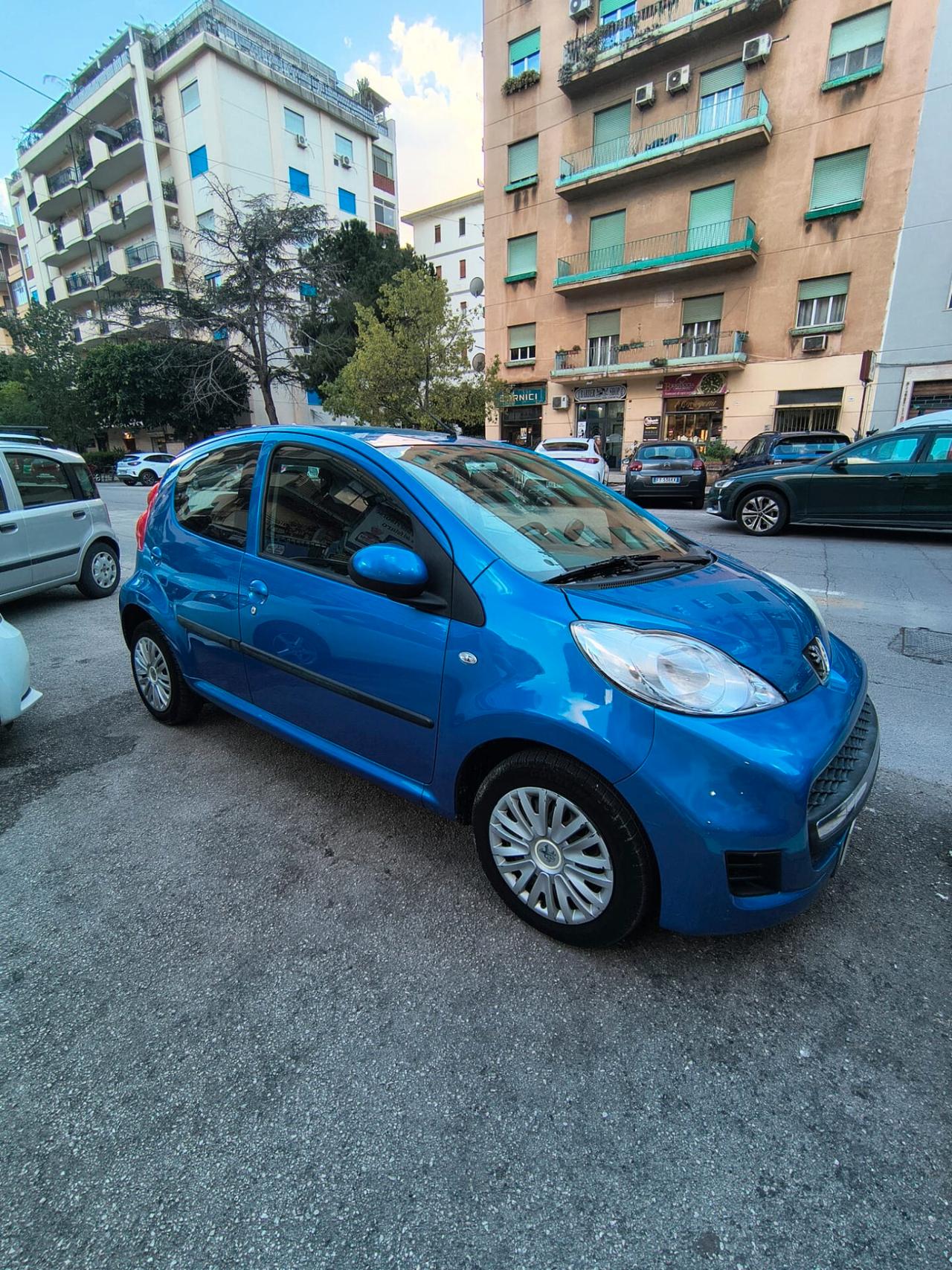 Peugeot 107 1.0 68CV 5p. Desir