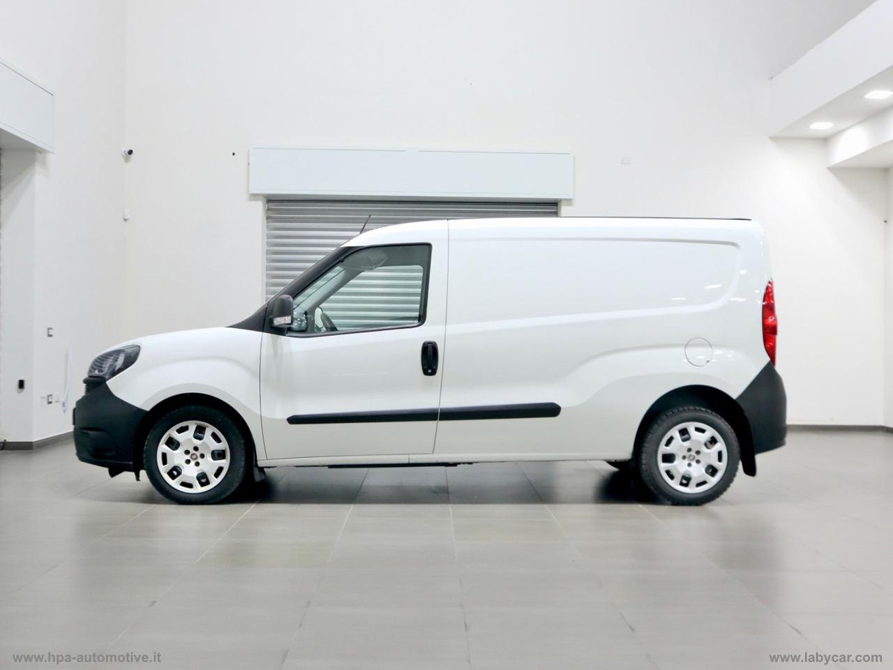 FIAT Doblò 1.6 MJT 120CV MAXI 3 POSTI NAVI RETROCAMERA CLIMA AUTOMATICO