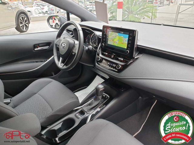 TOYOTA Corolla 1.8 Hybrid Business