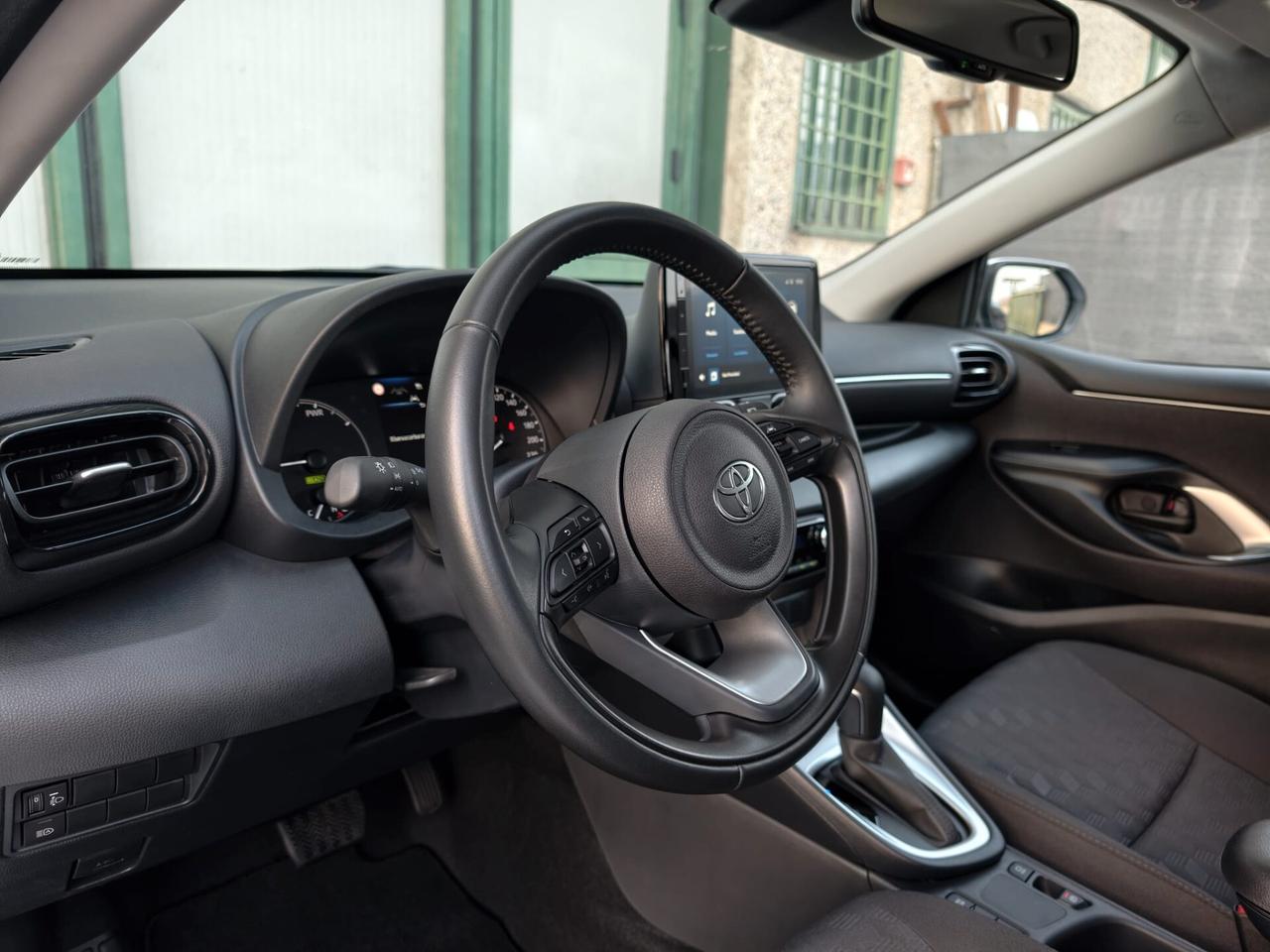 Toyota Yaris IBRIDA NO VINCOLI FINANZIARI NUOVA 2024