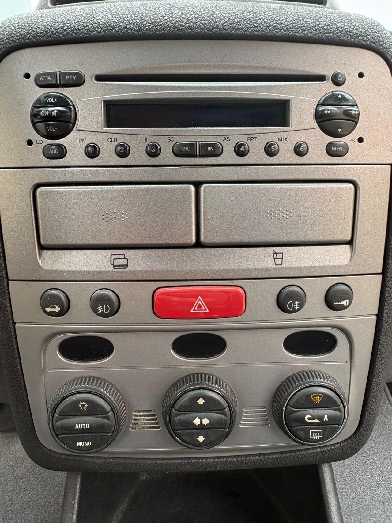 Alfa Romeo 147 1.6i 16V Twin Spark cat 3p. Progression