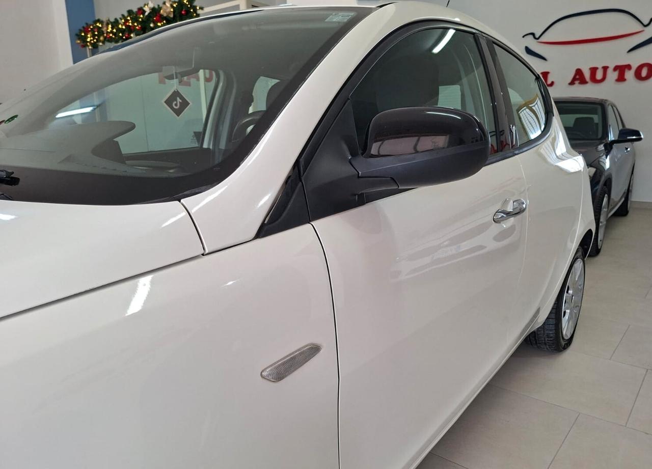 Lancia Ypsilon 1.3 MJT 16V 95 CV 5 porte S&S Gold