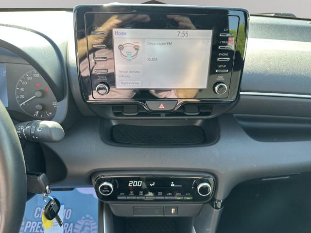 TOYOTA Yaris 1.5 Hybrid 5 porte Business