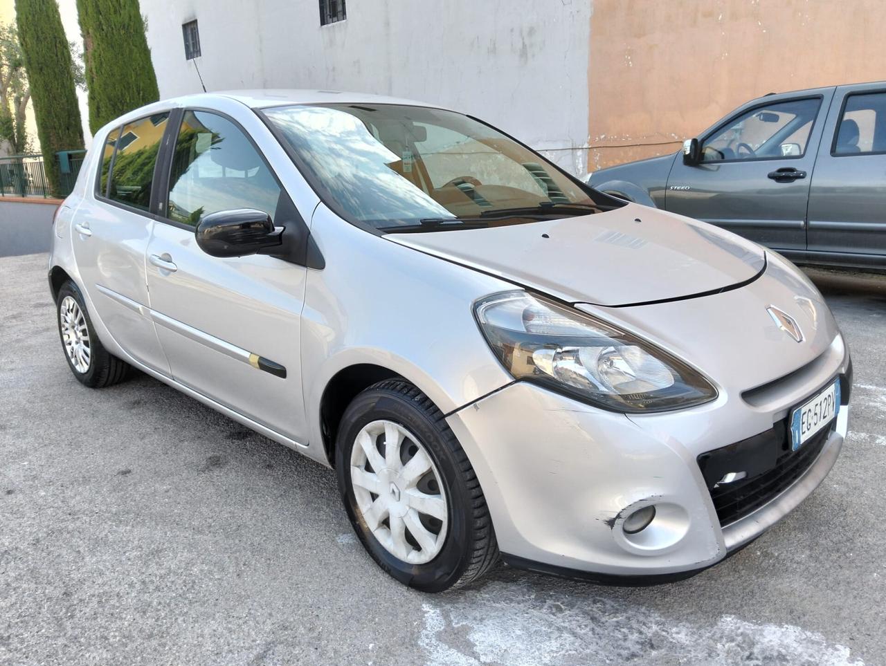 Renault Clio 1.5 DCI 85cv 20th 2011