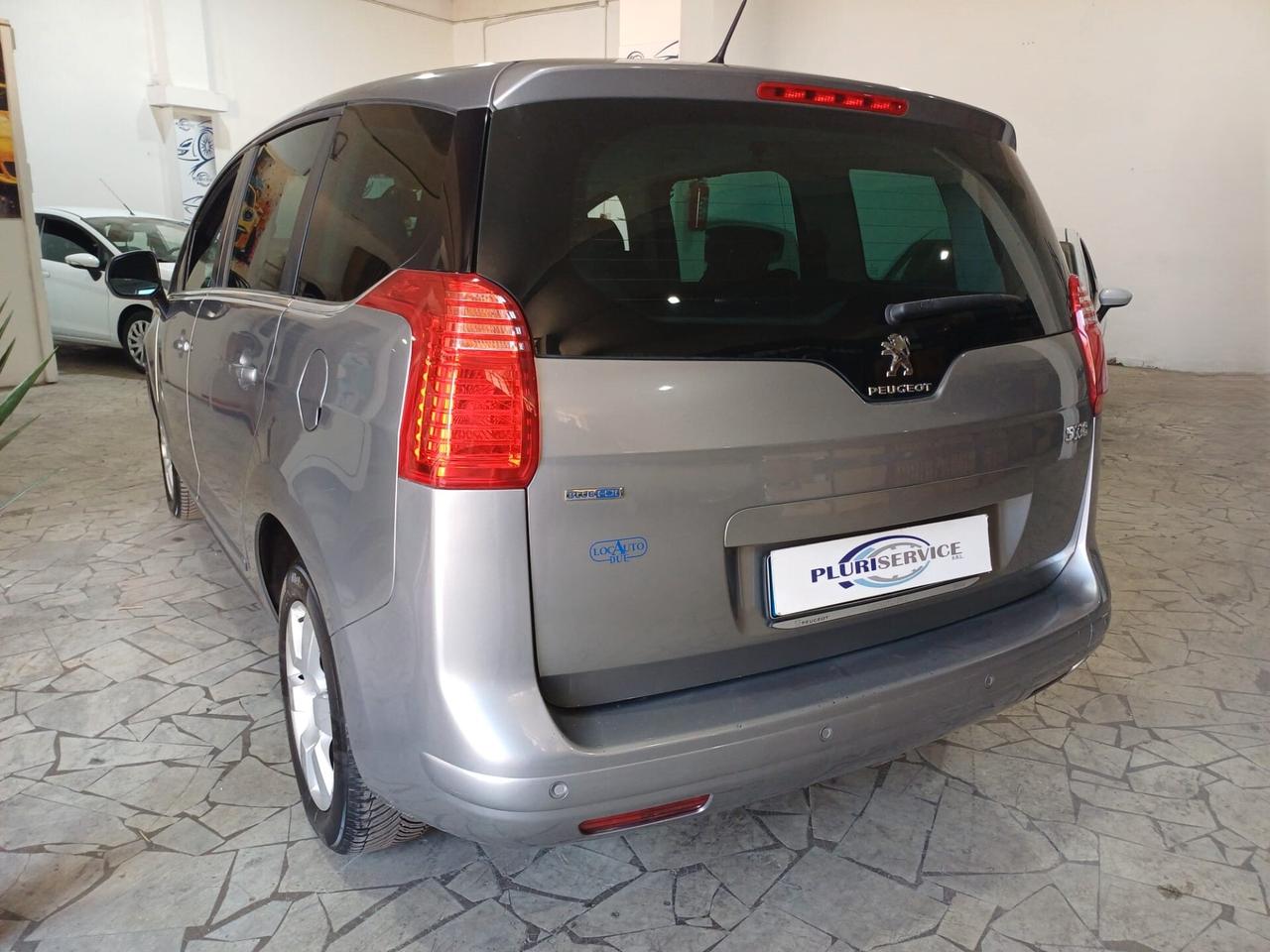 Peugeot 5008 BlueHDi 7 posti PERFETTA - 2016