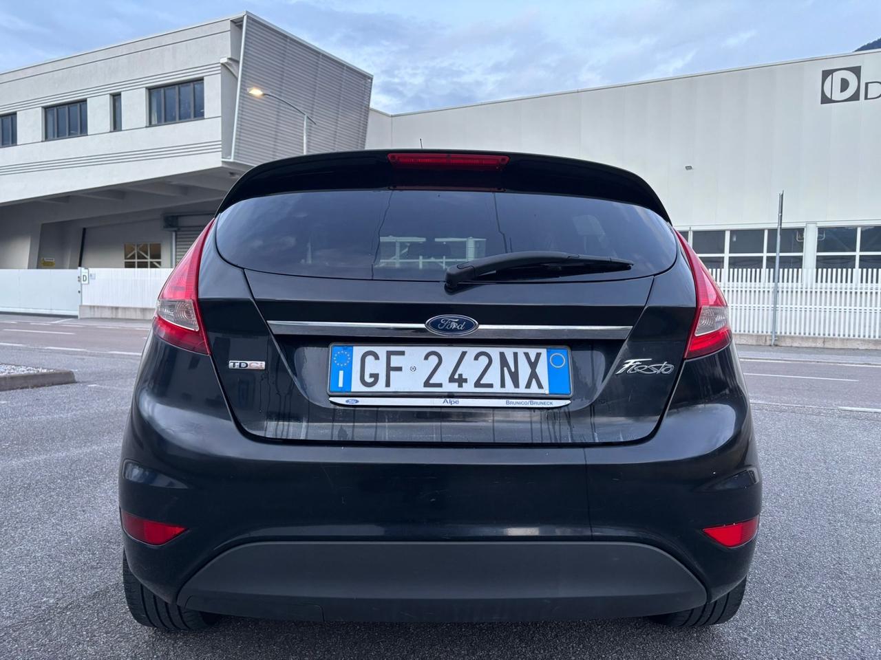 Ford Fiesta Fiesta+ 1.6 TDCi 95CV 5 porte NEOPATENTATI